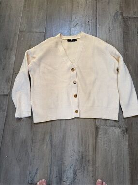 Women’s beautiful sweater